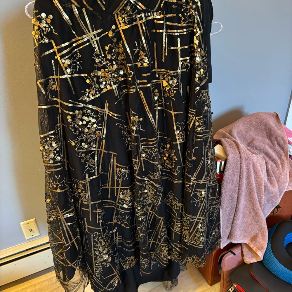 Making the Cut Black and Gold sequin Skirt One of Kind
